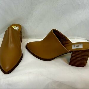 Women’s Dolce Vita Tendle Brown Slip On Mule Shoes / Sz 6